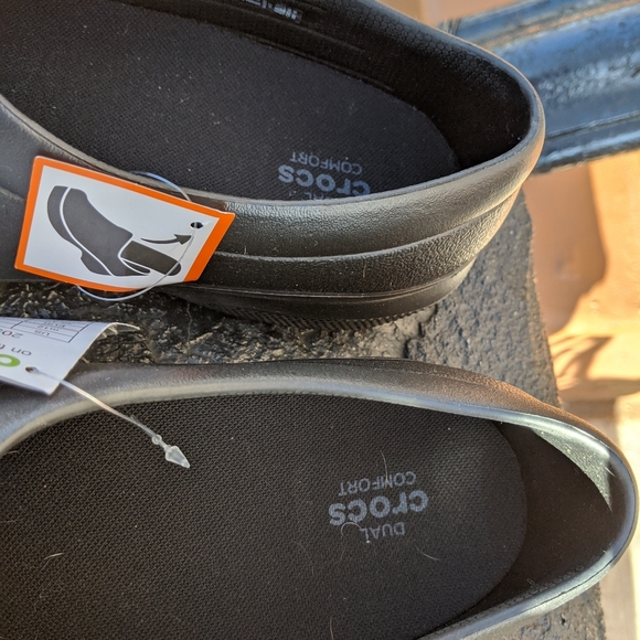 Crocs - Picture 7 of 16